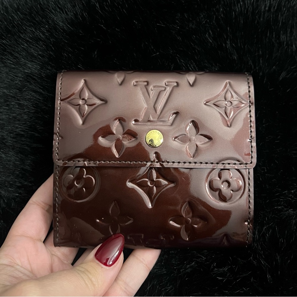 Louis Vuitton Amarante Monogram Vernis Elise Wallet